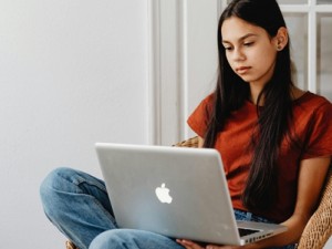 MacBook Kılıf, Koruma ve Daha Fazlası