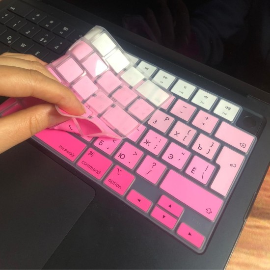 rusça macbook klavye koruyucu gradient silikon