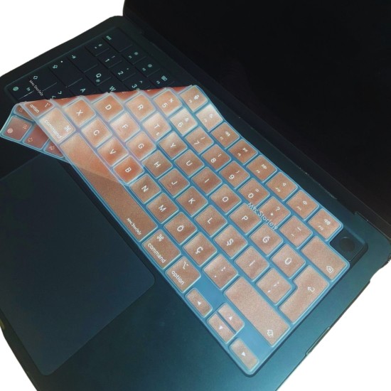 MacBook Türkçe Q Klavye Koruyucu Silikon – Air ve Pro Uyumlu